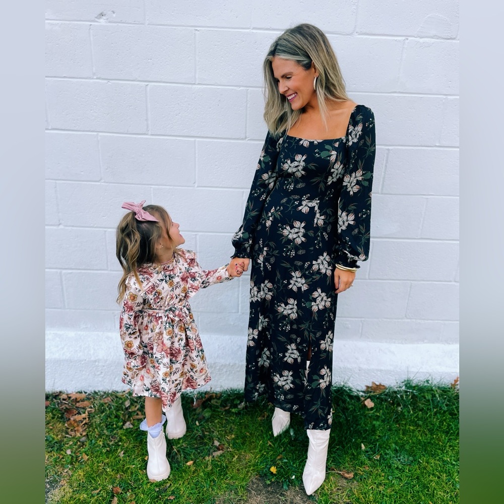 Floral dress - Picture 3 of 3